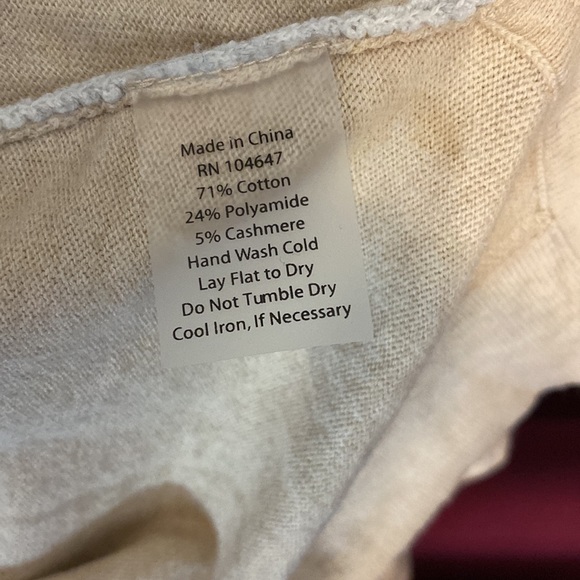 Kinross Cashmere Sweater - Picture 6 of 6